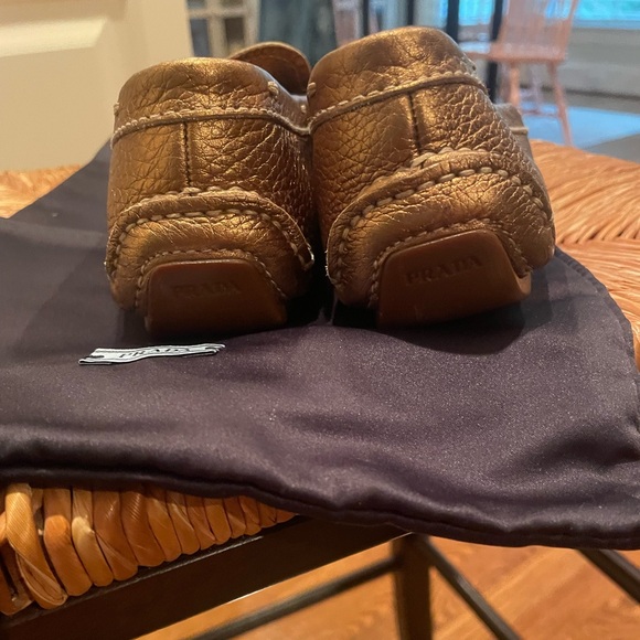 Prada authentic gold metallic driver moccasins sz 6.5 - Picture 5 of 6